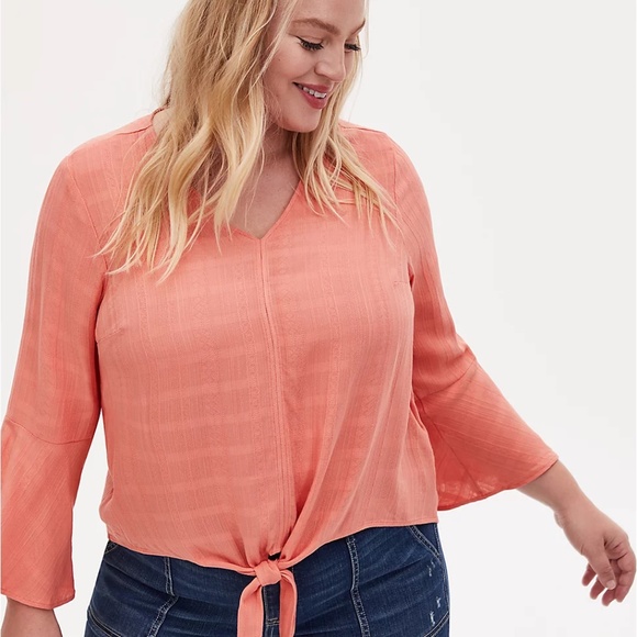 torrid Tops - Torrid Coral textured Tie Front Top Size 2X